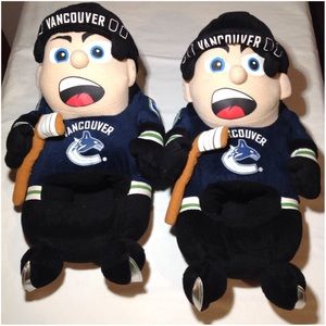 Adult NHL Vancouver Slippers
